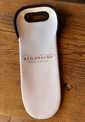 Red Thread Wine Holder {White}